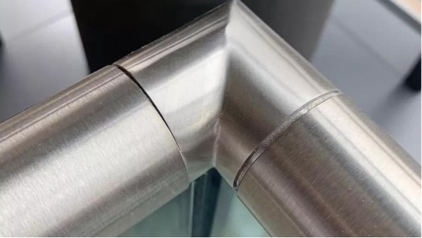 半岛体肓官网立柱扶手,不完美中的完美