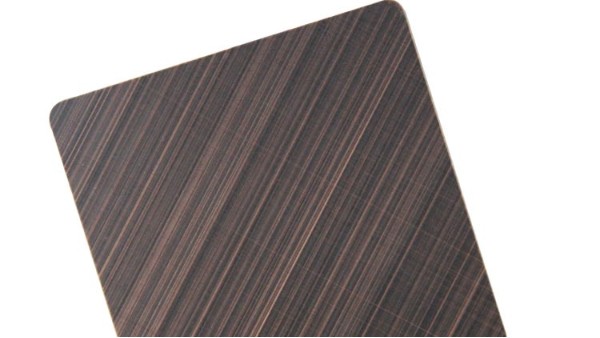 半岛体肓官网镀色板为什么要采用无指纹工序