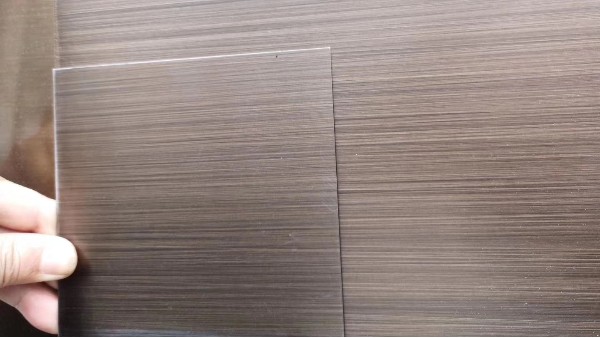 半岛体肓官网彩色板选择中有什么注意事项？