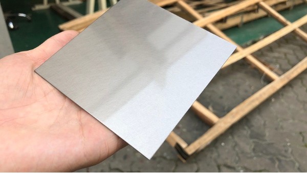 彩色半岛体肓官网板厨房台面料好吗？