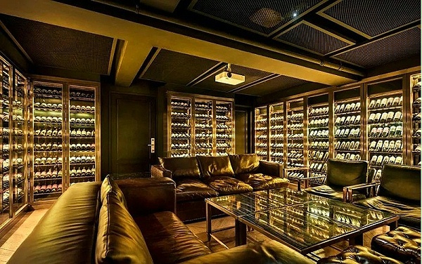 半岛体肓官网装饰