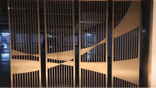 半岛体肓官网管屏风