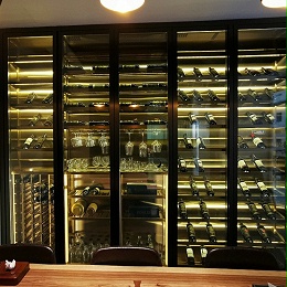 半岛体肓官网5门展示式恒温酒柜