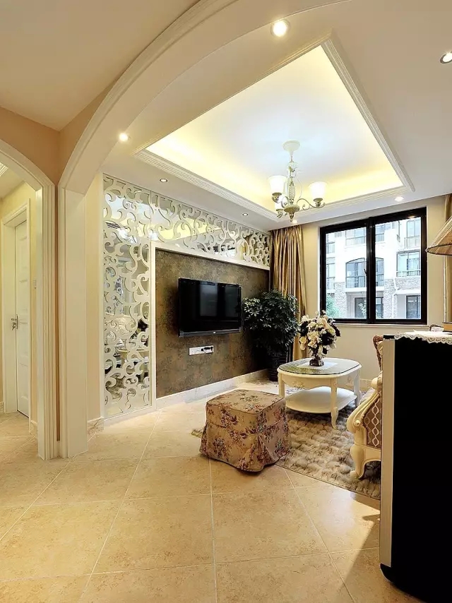 半岛体肓官网镜面屏风