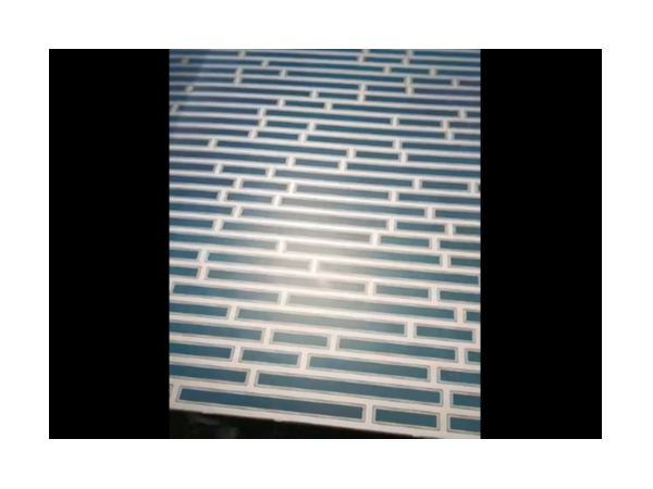 半岛体肓官网蚀刻板生产线