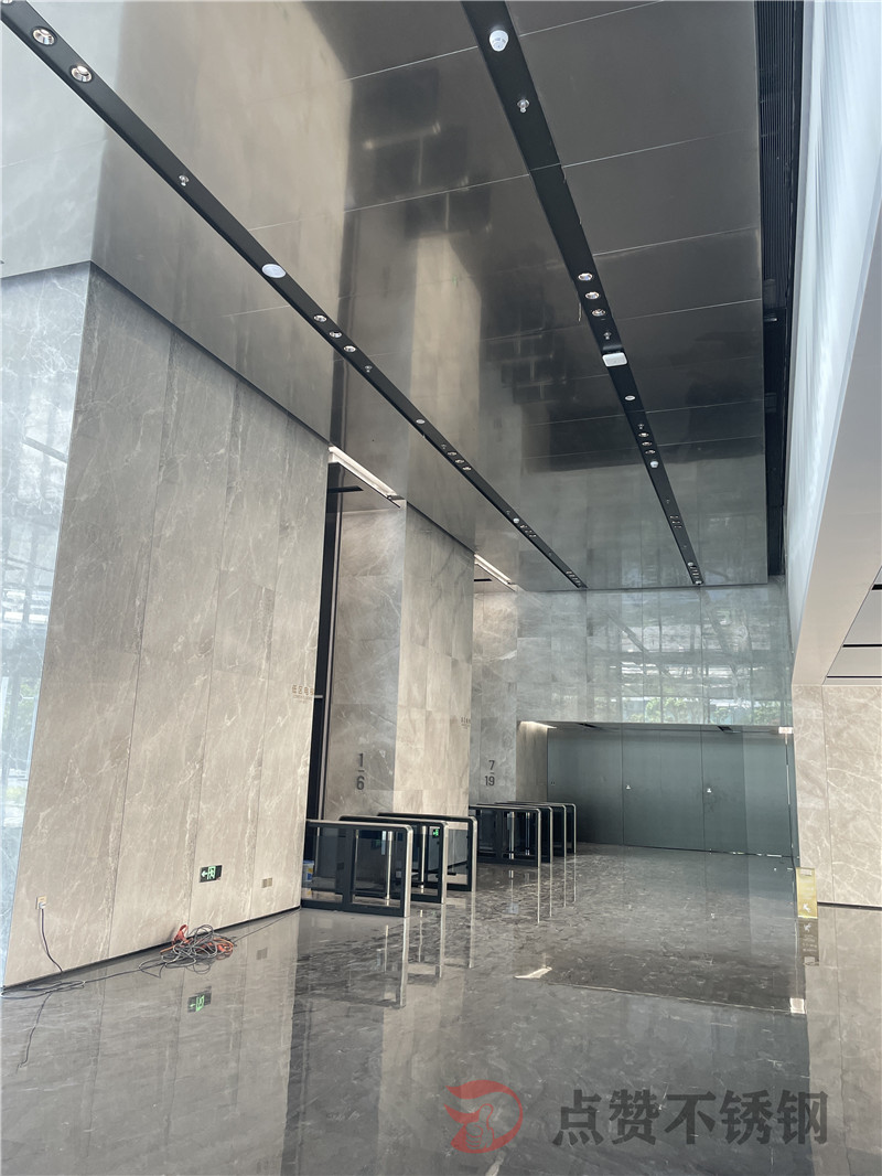 佛山半岛体肓官网旋转装饰楼梯定制