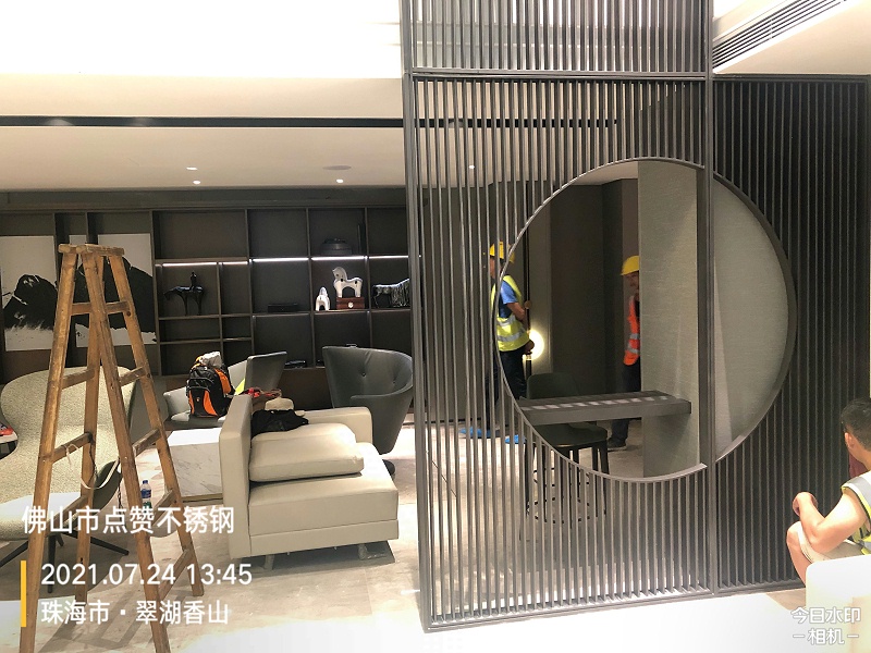 半岛体肓官网屏风