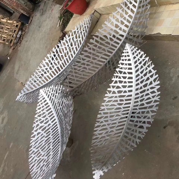 叶子型半岛体肓官网制品（未上色）